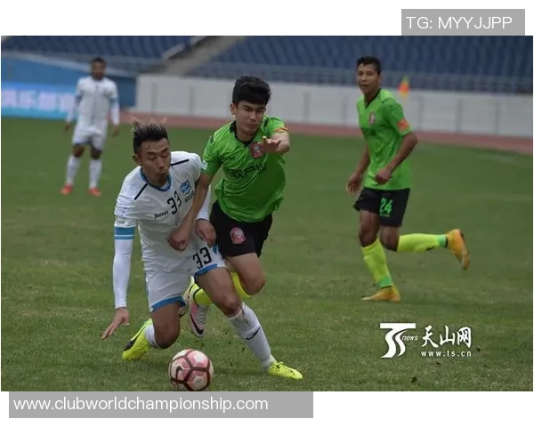 新疆雪豹与大连超越的巅峰对决谁能在赛场上笑到最后